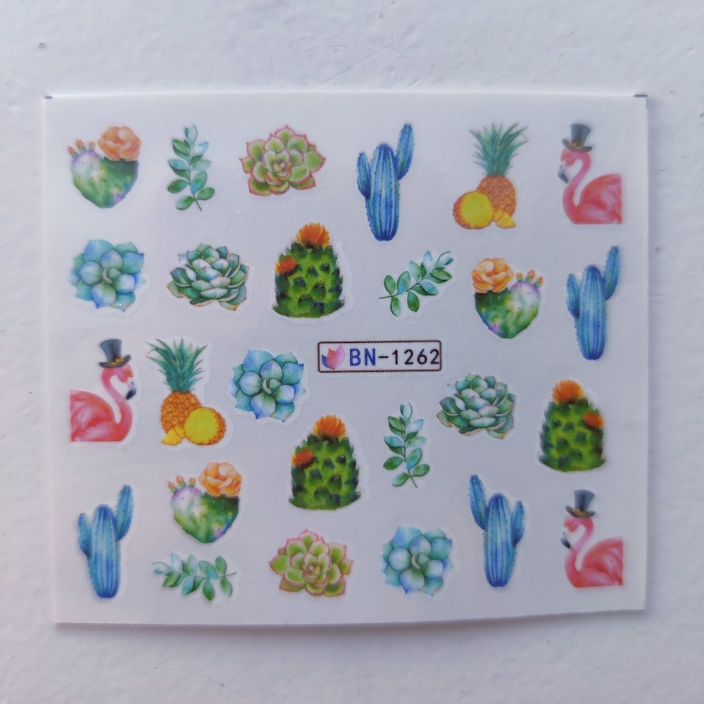 BUNDLE FOR $2✨💅 Nail Decals